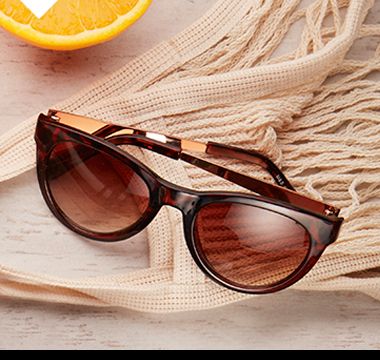 Women’s cat-eye sunglasses with string shopping bag