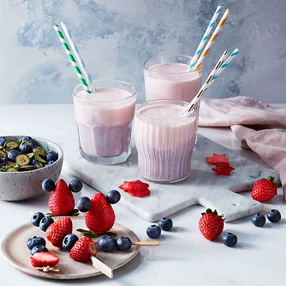 Berry smoothies and fruit skewers