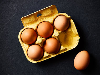 6 free-range British eggs