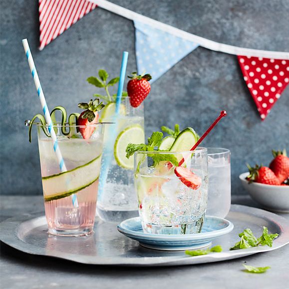 Gin and tonic with strawberry and cucumber