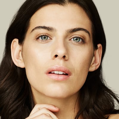 Woman wearing fresh-faced make-up