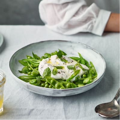 Burrata salad with fresh peas