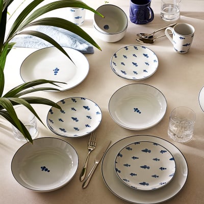 M and outlet s dinner sets