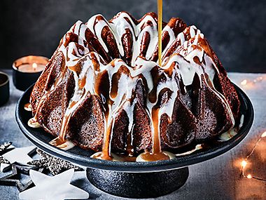 Collection sticky toffee pudding crown 