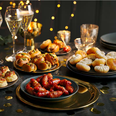 M&S launch Christmas hamper range including 'beautiful' light-up collection  - Mirror Online