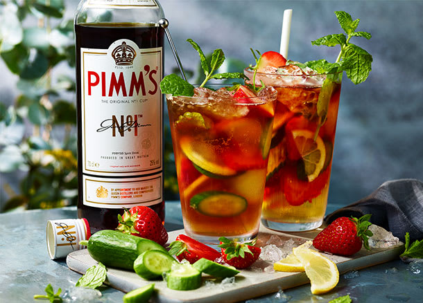 Bottle and glasses of Pimm’s