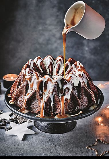Collection sticky toffee pudding crown