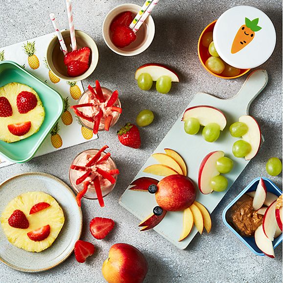 A selection of fun kids’ fruit snacks 