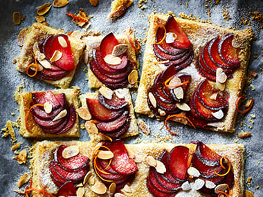 Plum tart