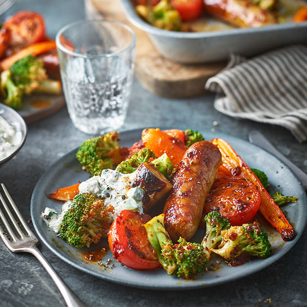 	
Sweet and spicy sausage, carrot and broccoli bake