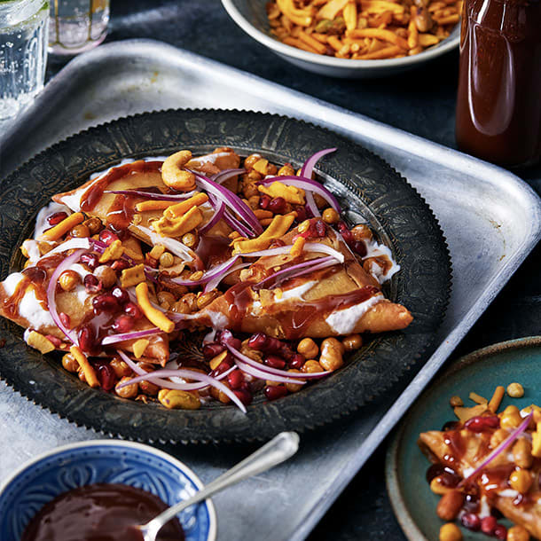 Samosa chaat