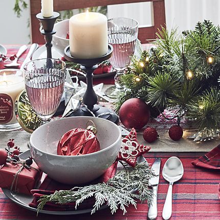 Prepare for Guests | Christmas Bedding, Cooking & Parties | M&S
