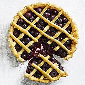 Thyme-scented blueberry tart