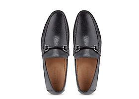 Leather slip on mens loafers 