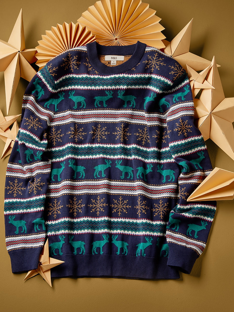 M&s mens xmas jumpers deals